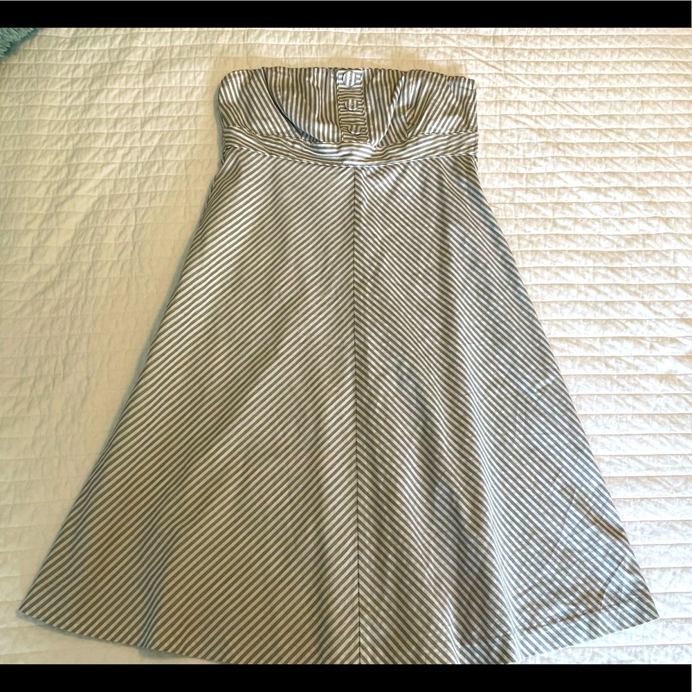 Gap - Gray-Blue and White Striped strapless dress